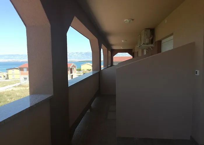 Glasnovic Apartman Vir